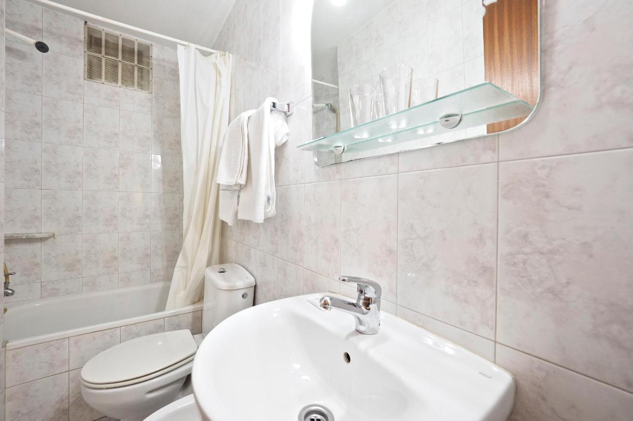 Hostal Ballestero Βαρκελώνη Εξωτερικό φωτογραφία