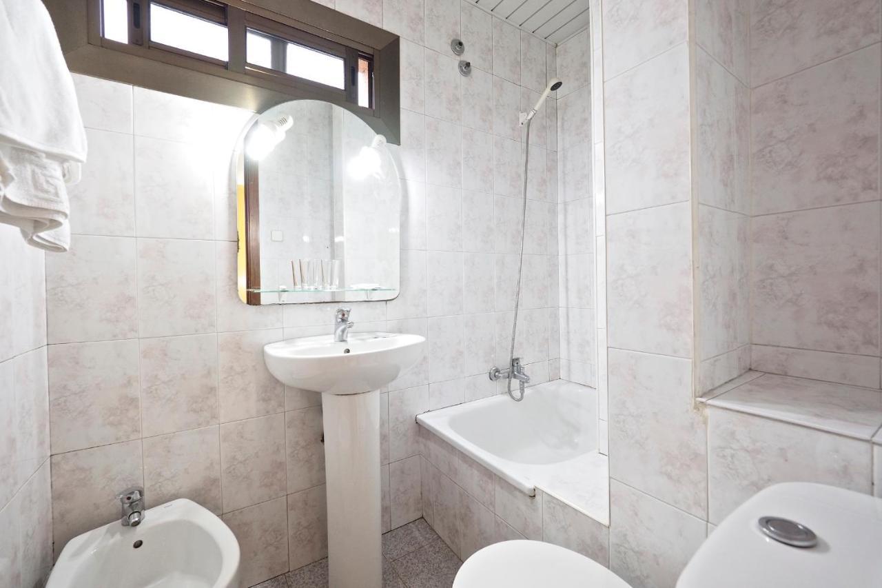 Hostal Ballestero Βαρκελώνη Εξωτερικό φωτογραφία